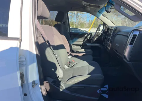 2014 Chevrolet Silverado 1500 1Lt from USA, damaged, VIN 3GCUKREC9EG373513